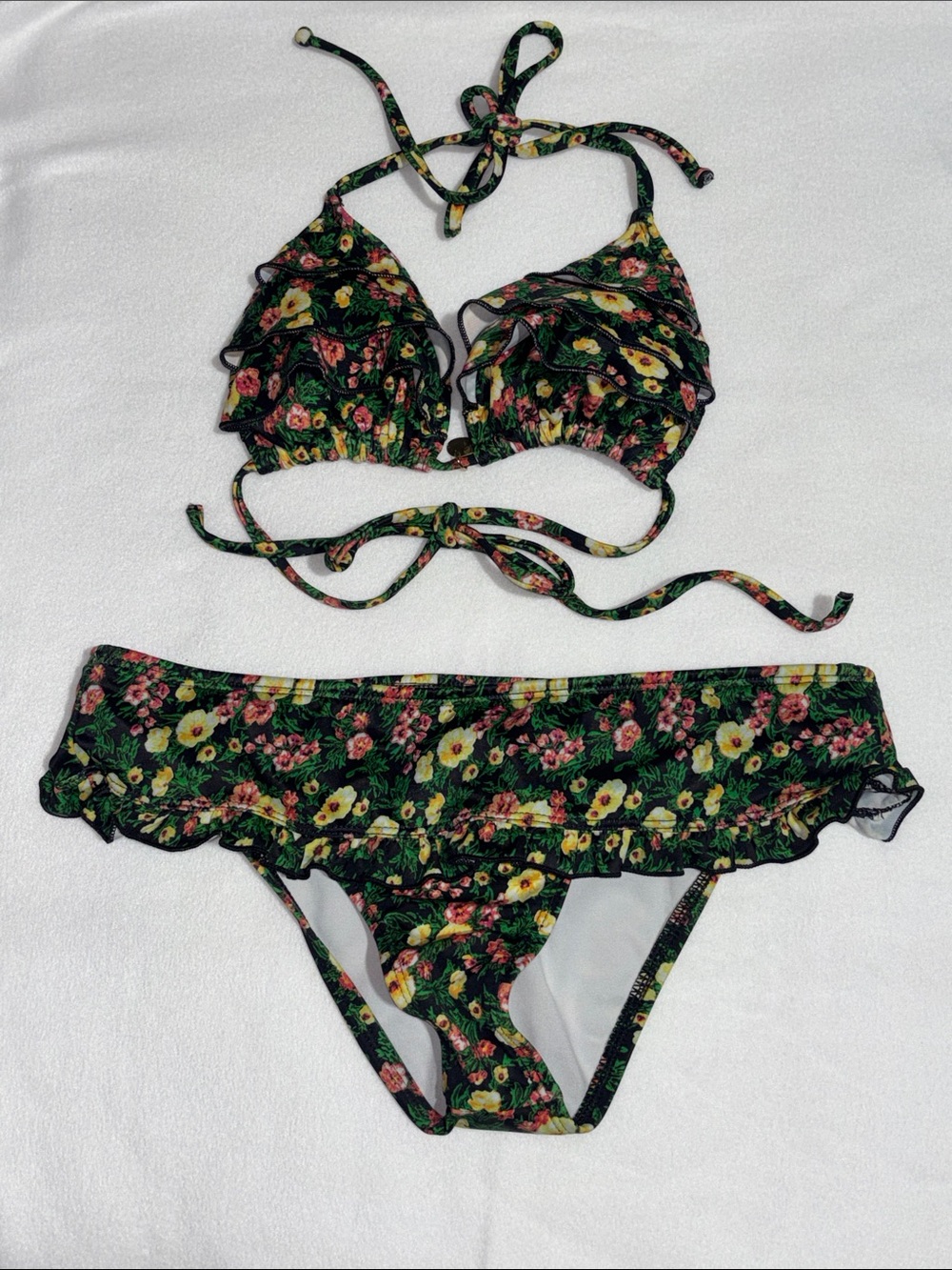 Guess She's Ditsy Floral Ruffle Triangle Bikini Set